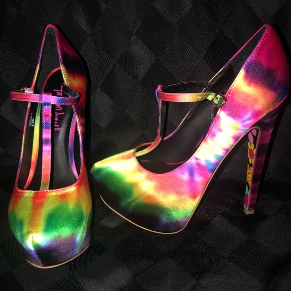 tie dye platform heels